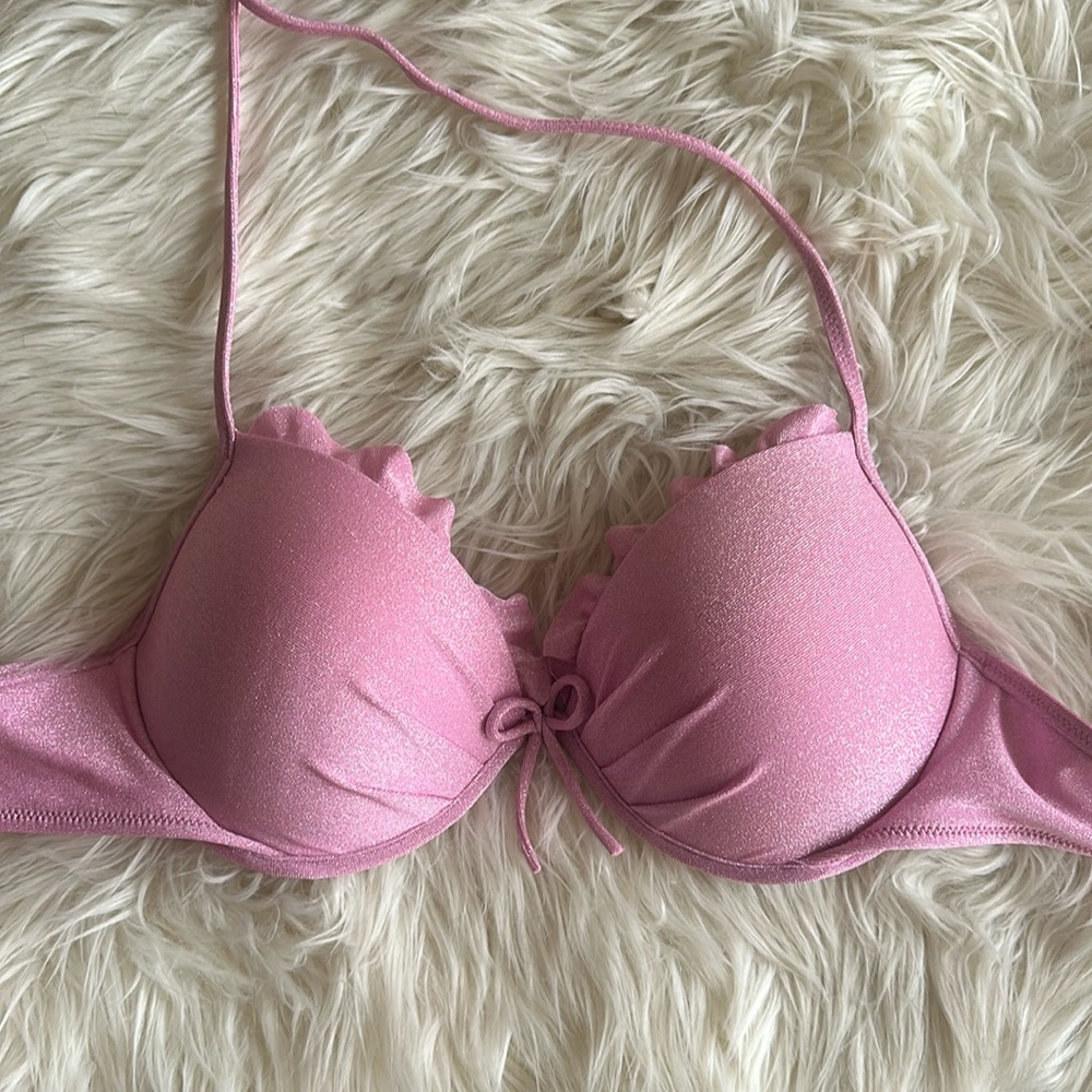 Victoria’s Secret bikini Top size 34C / C75